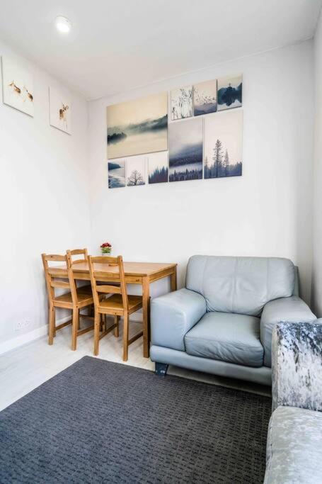 Modern Flat In Moseley With Free Parking Leilighet Birmingham Eksteriør bilde